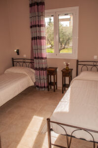 M4 mona